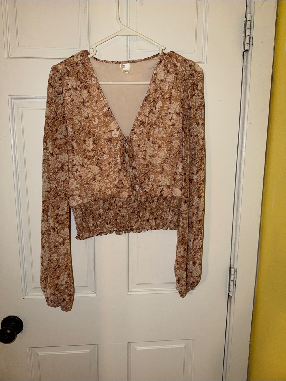 Floral Smocked-Waist V-Neck Blouse - Brown